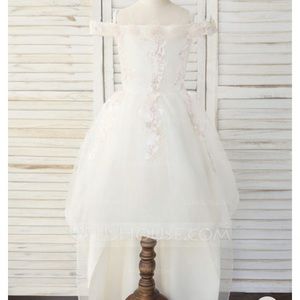 NWT Ivory flower girl dress